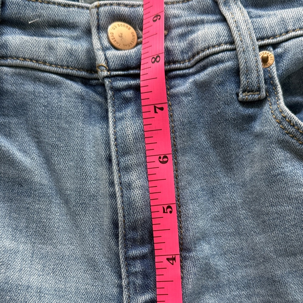 Universal Thread Women's Straight Leg Jeans - Light Blue - Picture 5 of 5